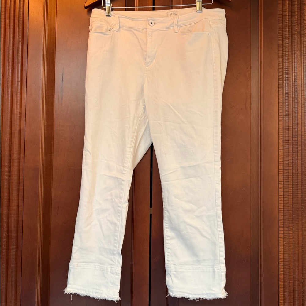 J Jill Denim Authentic Fit Cropped Jeans Size 10 White 24" Inseam Beach Coastal